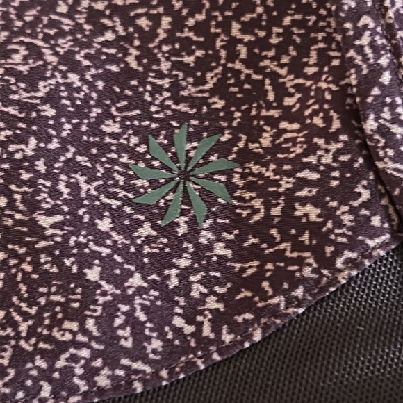 Athleta Printed Mesh Racer Run Short Stretch Women's Size XS Purple - Picture 8 of 9